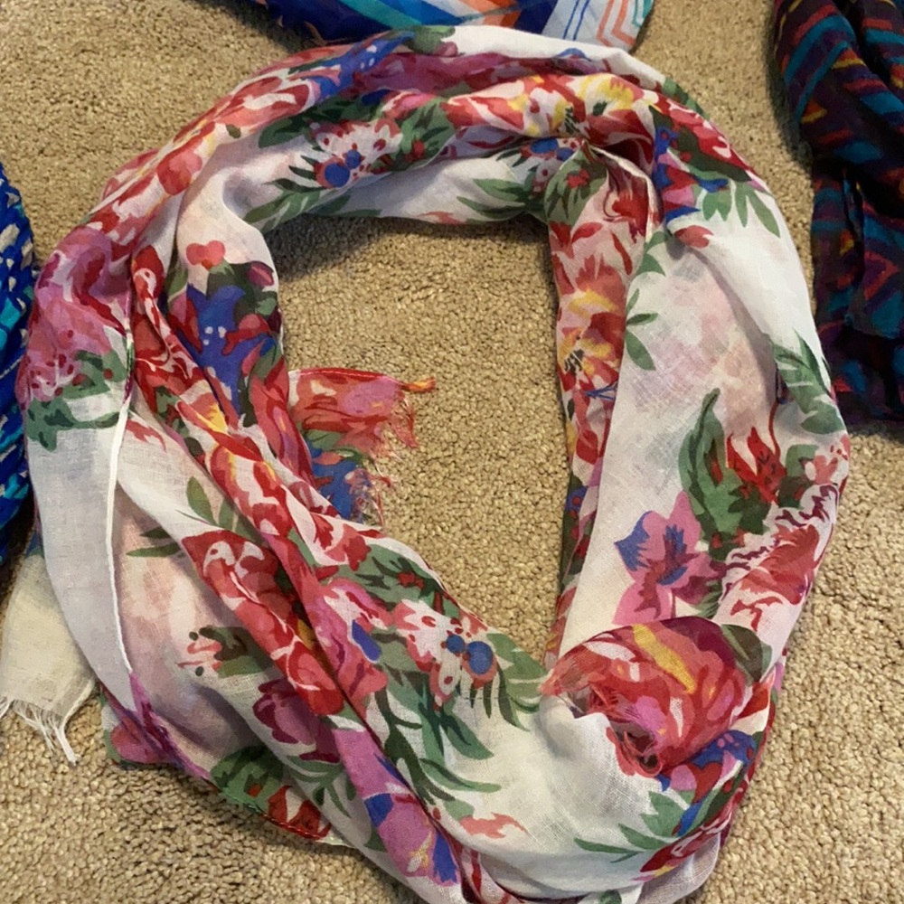Scarf Bundle - image 6
